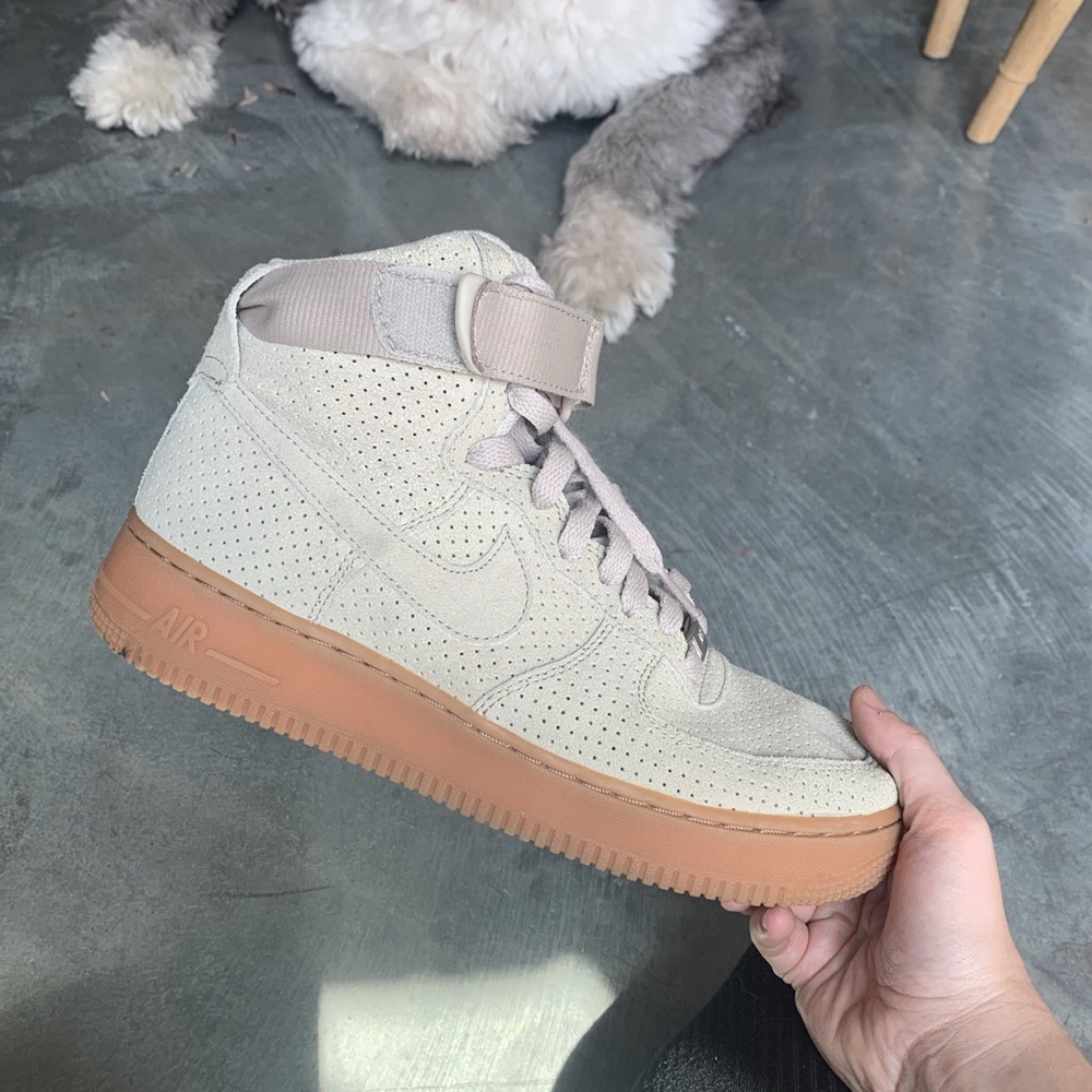 Nike AF1. Size 8.5. Worn once.
